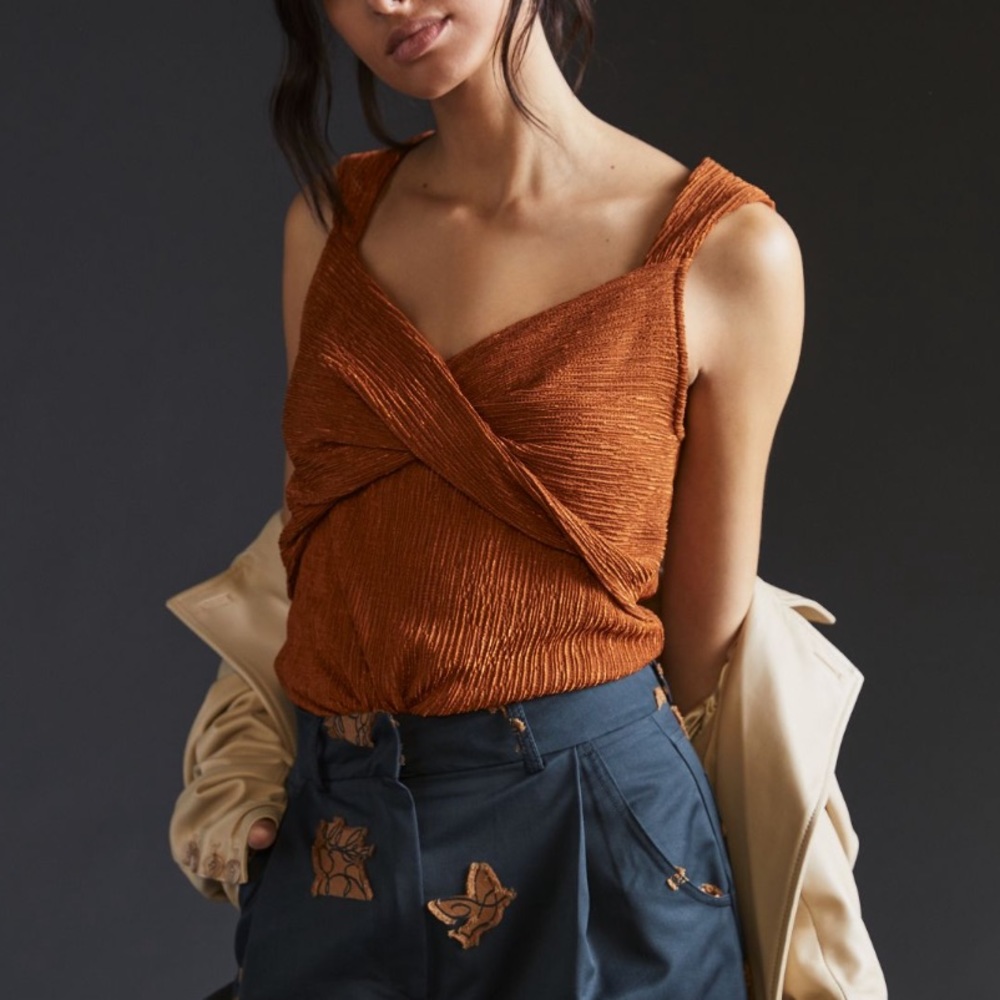 NWOT Twist-front shimmer tank in bronze